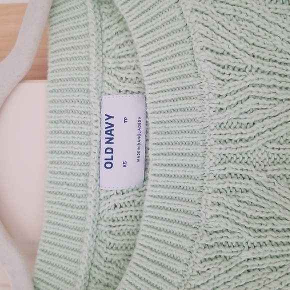 Mint green cable knit sweater - Picture 3 of 5